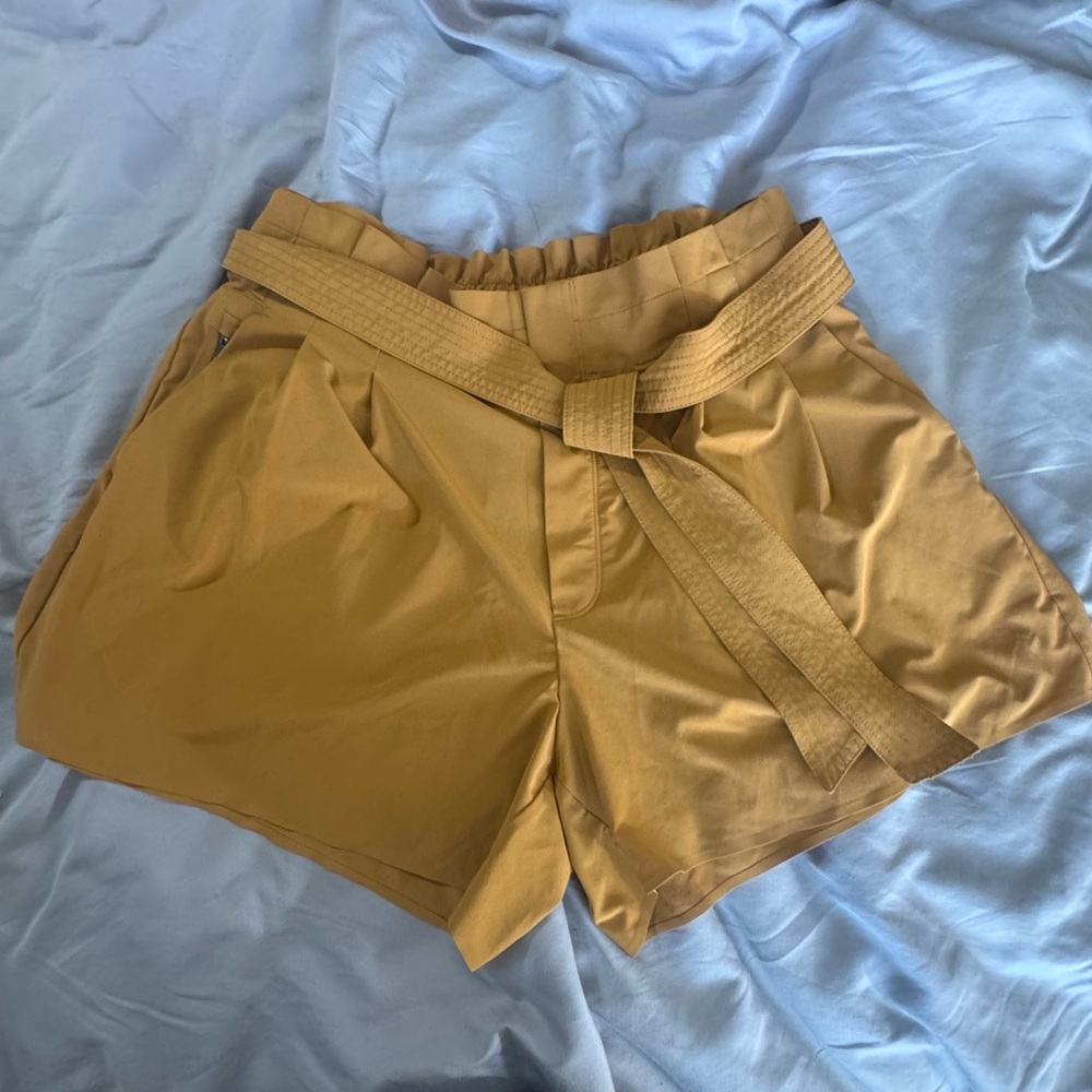 Athleta Stylish burnt mustard shorts with tye waist